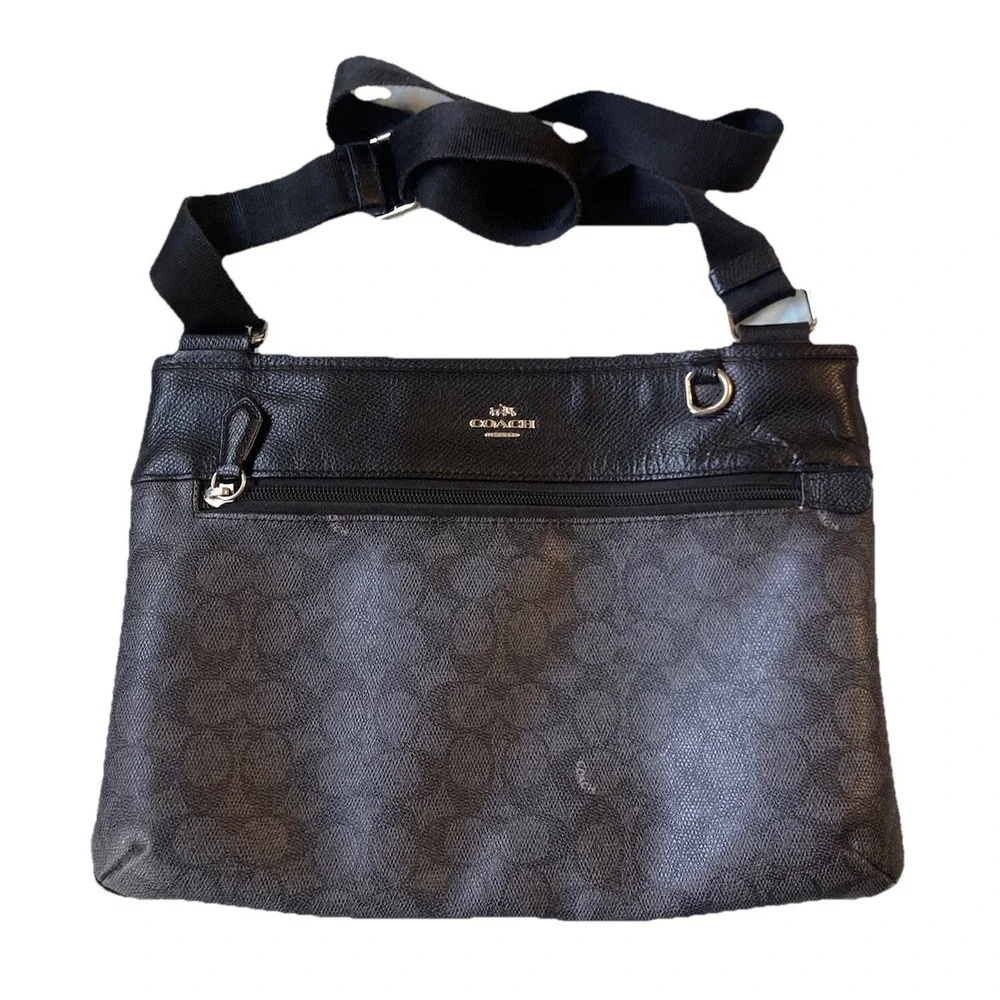 Coach Y2K Signature Monogram Crossbody File Bag Gray Black Zip Closure Silver